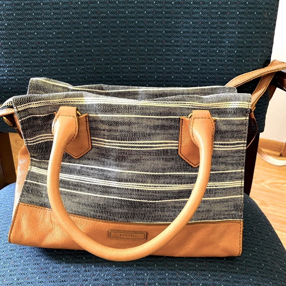 Fossil handbag